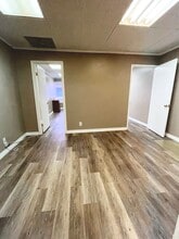 23361 El Toro Rd, Lake Forest, CA à louer Photo intérieure– Image 1 sur 5