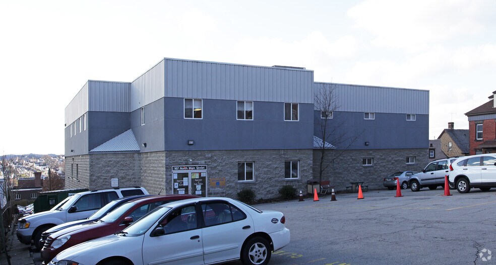 167 N Main St, Washington, PA à vendre - Photo de l’immeuble – Image 3 sur 9