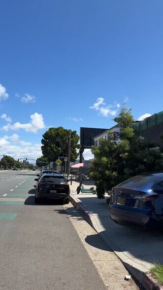 12934 Venice Blvd, Los Angeles, CA à louer - Vidéo sur l’annonce professionnelle – Image 2 sur 4