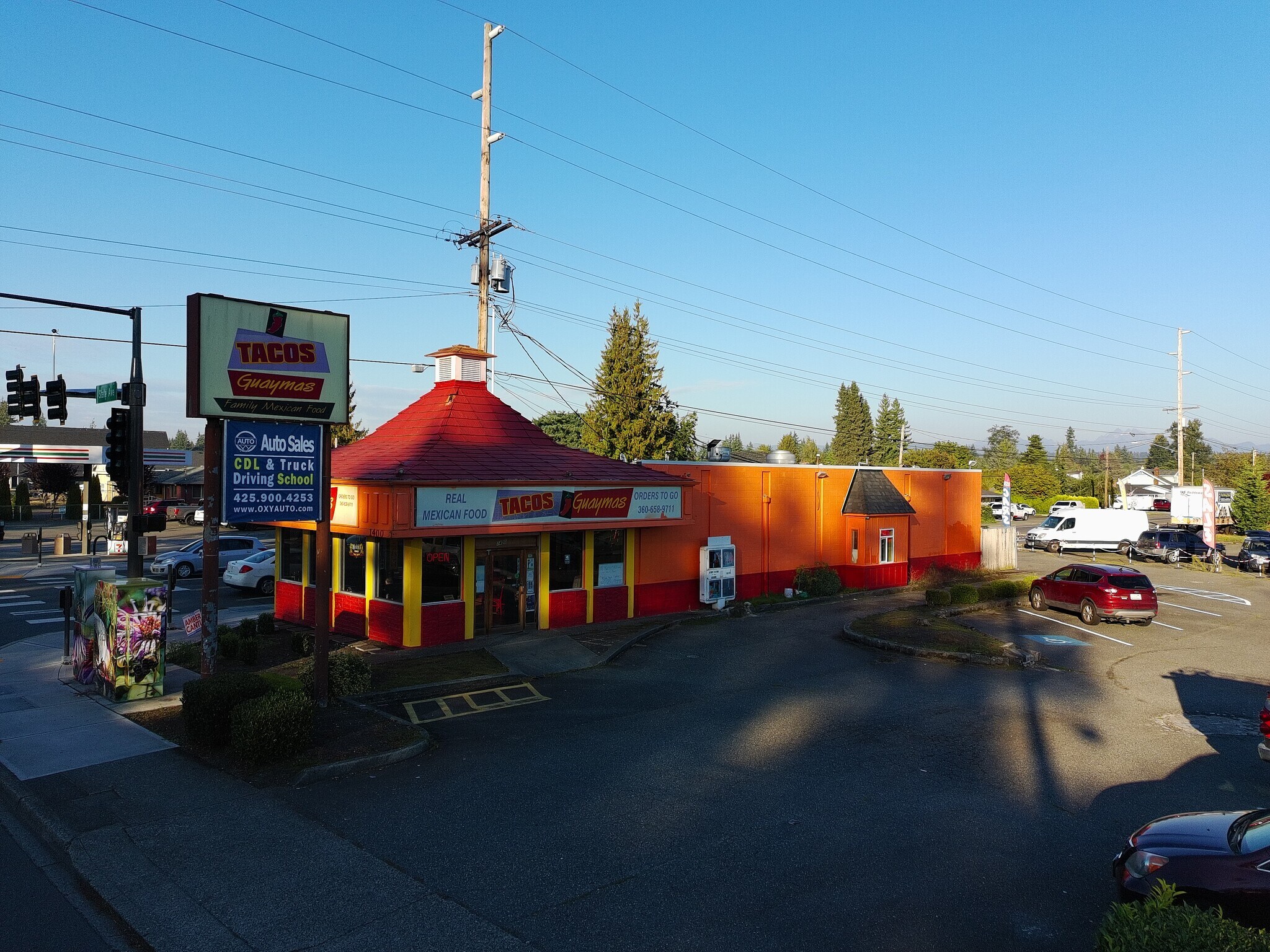 1400 State Ave, Marysville, WA à louer Photo de l’immeuble– Image 1 sur 4