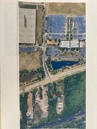 Plus de détails pour 24857 Milwaukee Ave, Vernon Hills, IL - Terrain à vendre