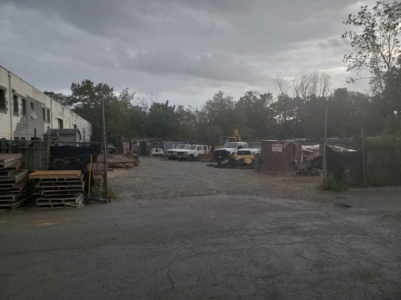 4747 Clifton Rd, Temple Hills, MD à vendre - Photo de l’immeuble – Image 3 sur 5