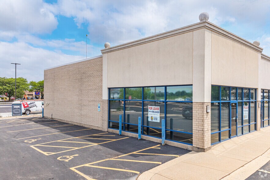 211-215 S Larkin Ave, Joliet, IL à vendre - Photo de l’immeuble – Image 3 sur 5