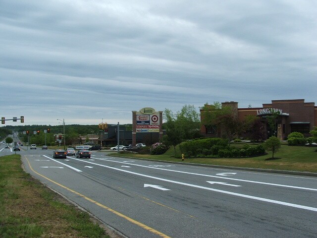 584 Alfred St, Biddeford, ME à louer - Photo de l’immeuble – Image 3 sur 3