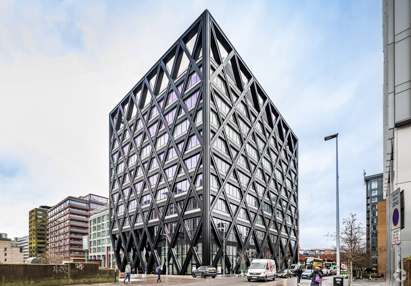 Stanley St, Salford à louer - Photo de l’immeuble – Image 1 sur 4