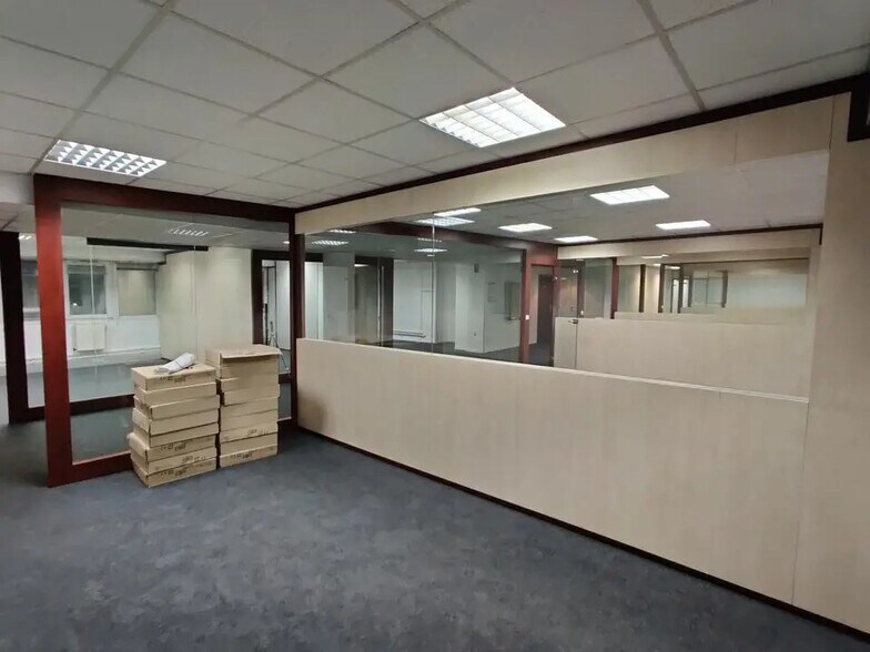 Bureau dans Massy à louer - Photo de l’immeuble – Image 3 sur 6