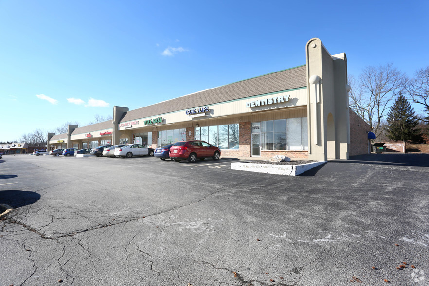 11663-11689 W Florissant Ave, Florissant, MO à louer - Photo de l’immeuble – Image 1 sur 1