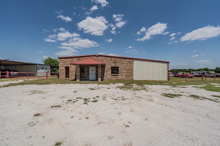 4444 FM 933, Whitney, TX à vendre - Photo de l’immeuble – Image 3 sur 53