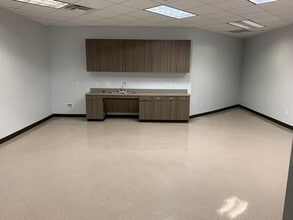 11450 Compaq Center West Dr, Houston, TX à louer Photo intérieure– Image 2 sur 5