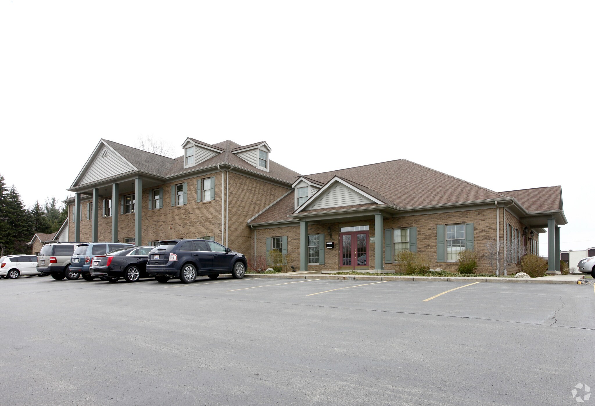 888 Boardman Canfield Rd, Youngstown, OH à louer Photo principale– Image 1 sur 13