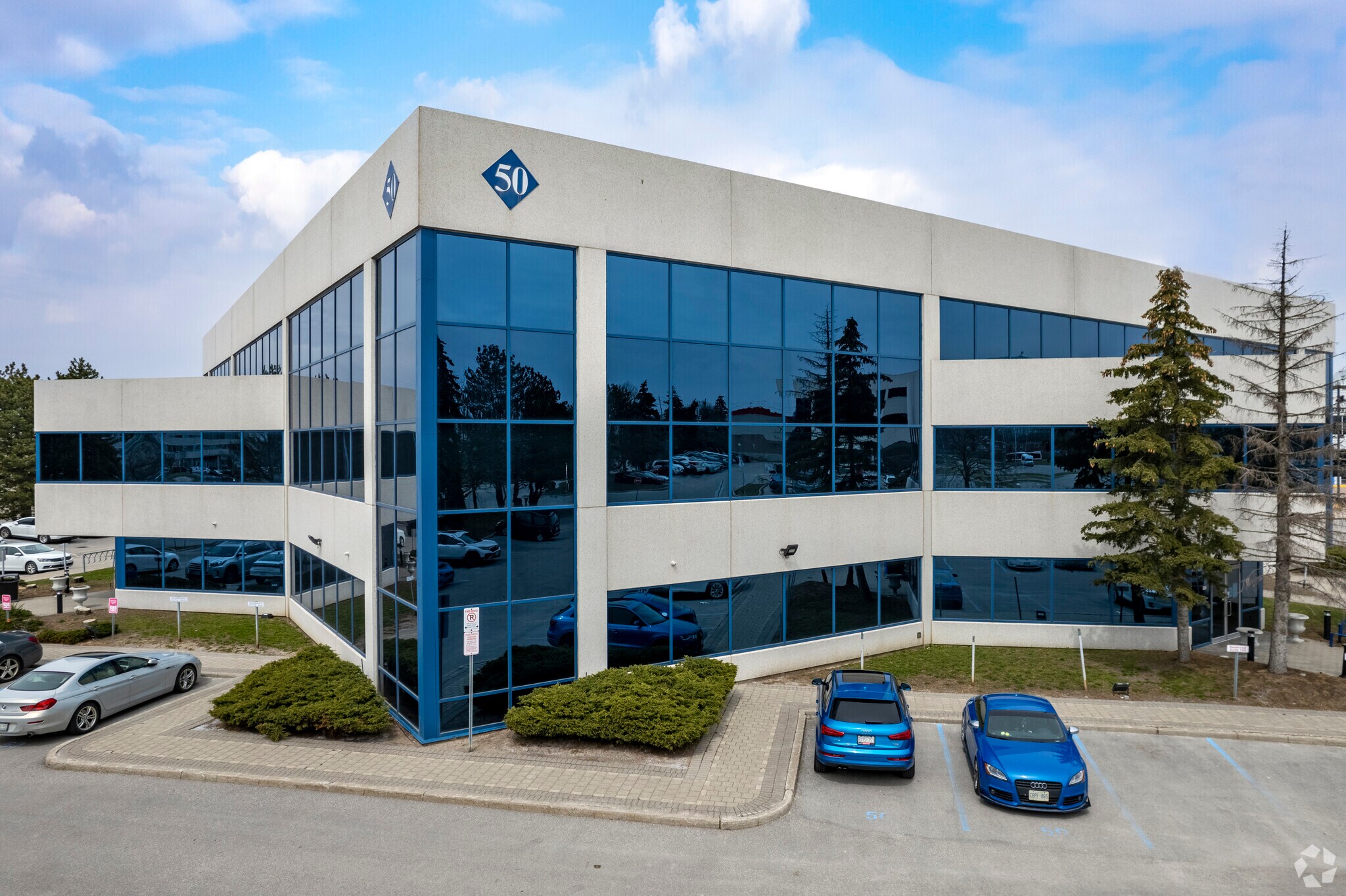 50 Acadia Ave, Markham, ON à vendre Photo principale– Image 1 sur 1