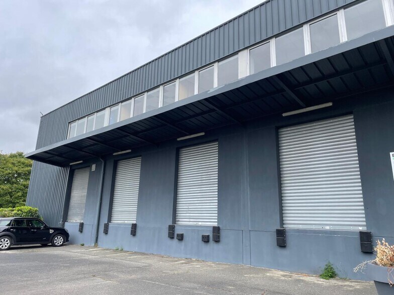 Industriel/Logistique dans Palaiseau à louer - Photo de l’immeuble – Image 2 sur 13