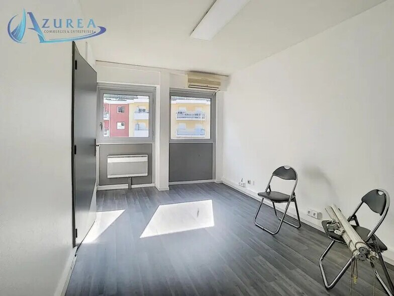 Bureau dans Nice à louer - Photo de l’immeuble – Image 2 sur 6