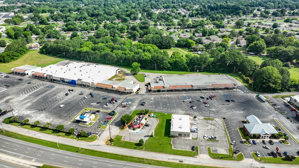 1000 Beltline Rd, Decatur, AL à louer - Photo de l’immeuble – Image 2 sur 11