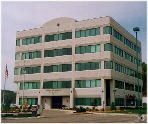 135 Corporate Centre Dr, Scott Depot, WV à louer - Photo de l’immeuble – Image 2 sur 17