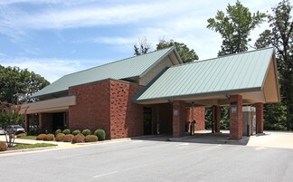 Plus de détails pour 5605 Hilltop Rd, Jamestown, NC - Bureau/Local commercial à louer