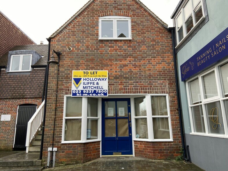 14 Angel Courtyard, Lymington à louer - Photo de l’immeuble – Image 1 sur 12