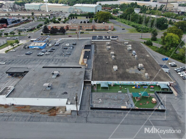 2101 Centre Ave, Reading, PA à louer - Photo de l’immeuble – Image 3 sur 7