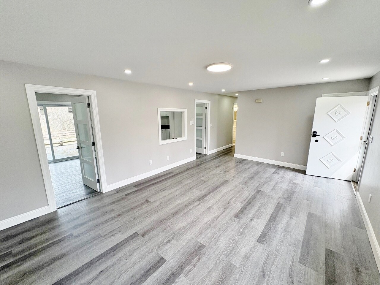 113 N Chestnut St, New Paltz, NY à louer Photo intérieure– Image 1 sur 9