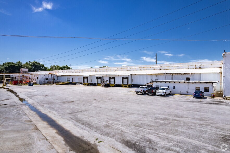 1801 Bradford Ave, Leesburg, FL à vendre - Photo de l’immeuble – Image 1 sur 9