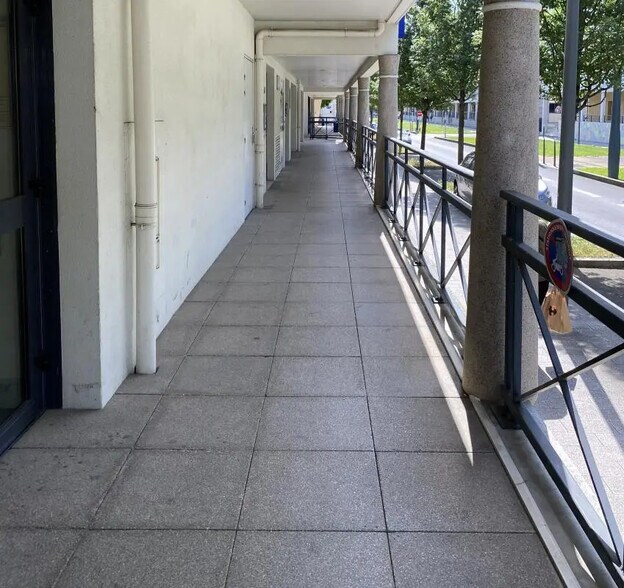 Bureau dans Angers à vendre - Photo de l’immeuble – Image 2 sur 5