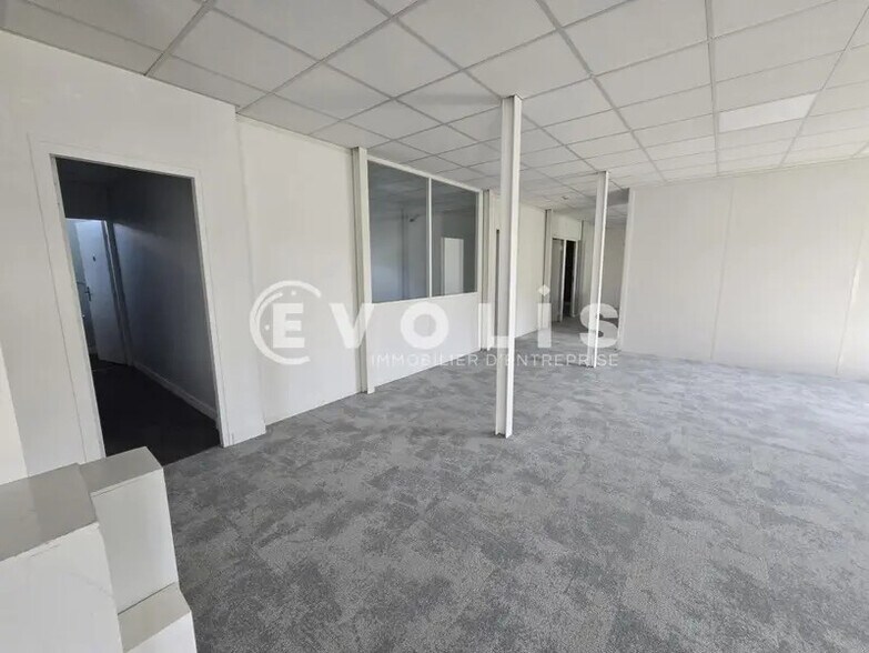 Bureau dans Palaiseau à louer - Photo intérieure – Image 1 sur 8