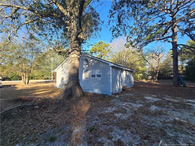 3731 Boone Trl, Fayetteville, NC à louer - Photo de l’immeuble – Image 2 sur 2