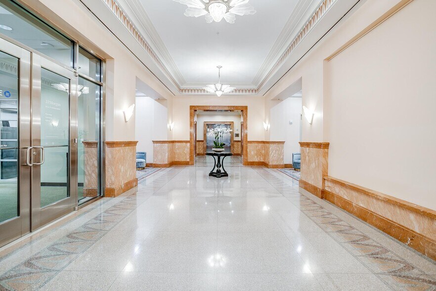 420 Throckmorton St, Fort Worth, TX à louer - Photo intérieure – Image 3 sur 10