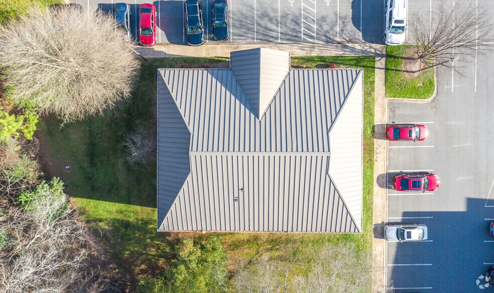 2730 E WT Harris Blvd, Charlotte, NC à louer - Aérien – Image 3 sur 27
