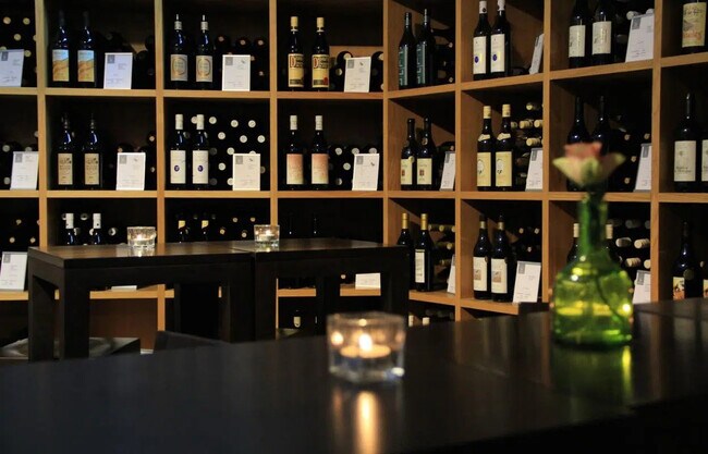 Plus de détails pour Local commercial à vendre