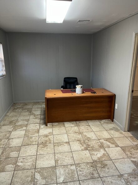 1209 SE 10th St, Cape Coral, FL à louer - Photo intérieure – Image 2 sur 8