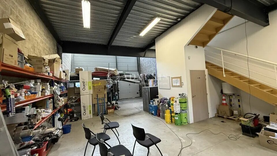 Local d’activités dans Montévrain à louer - Photo de l’immeuble – Image 2 sur 8