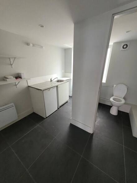 Bureau dans Lyon à louer - Photo de l’immeuble – Image 3 sur 5