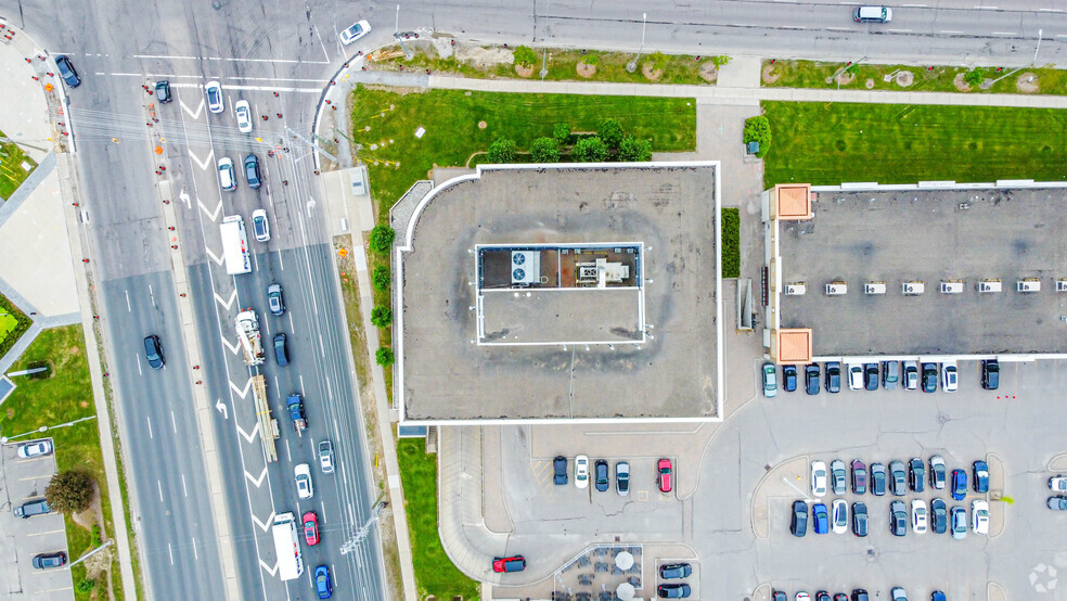 9100 Jane St, Vaughan, ON à louer - Photo de l’immeuble – Image 2 sur 4