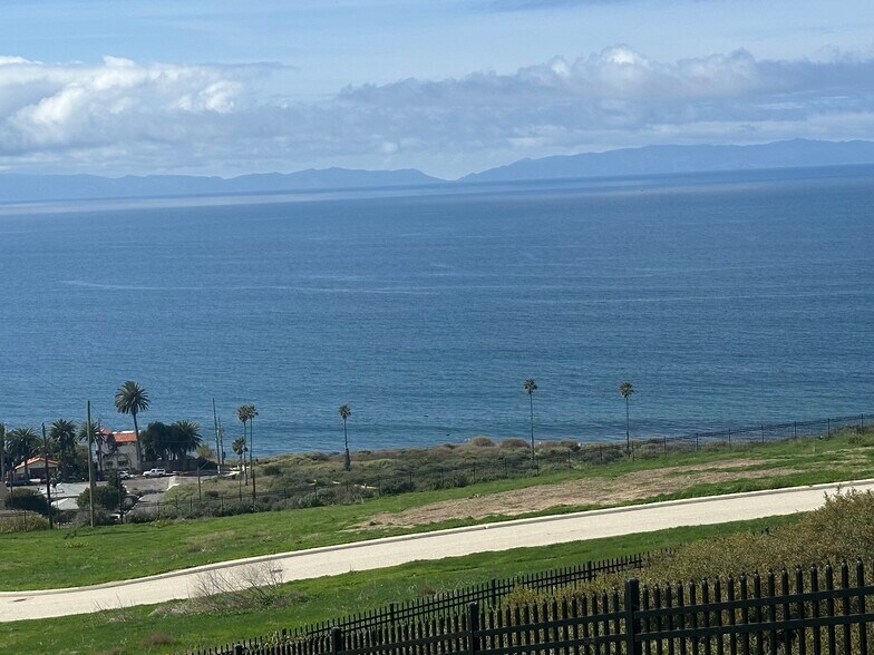 1482 Hamilton Ave, San Pedro, CA à vendre - Photo principale – Image 2 sur 7