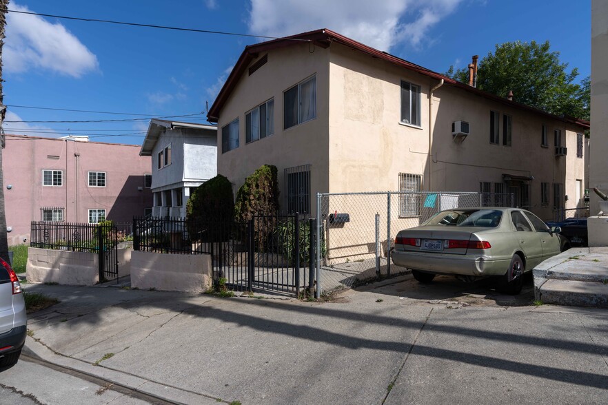 1259 Vin Scully Ave, Los Angeles, CA à vendre - Photo de l’immeuble – Image 2 sur 7