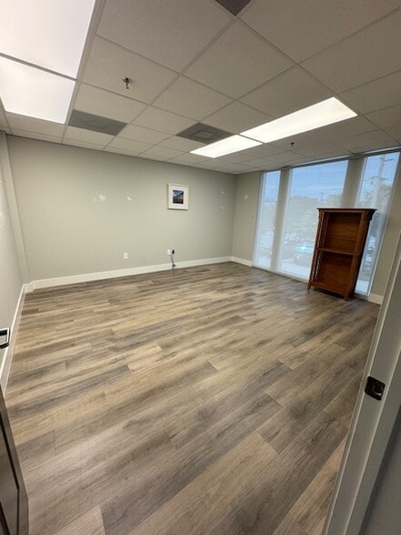 900 NE 26th Ave, Fort Lauderdale, FL à louer - Photo de l’immeuble – Image 3 sur 21