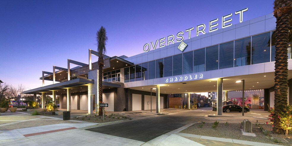140 N Arizona Ave, Chandler, AZ à louer - Photo de l’immeuble – Image 2 sur 16
