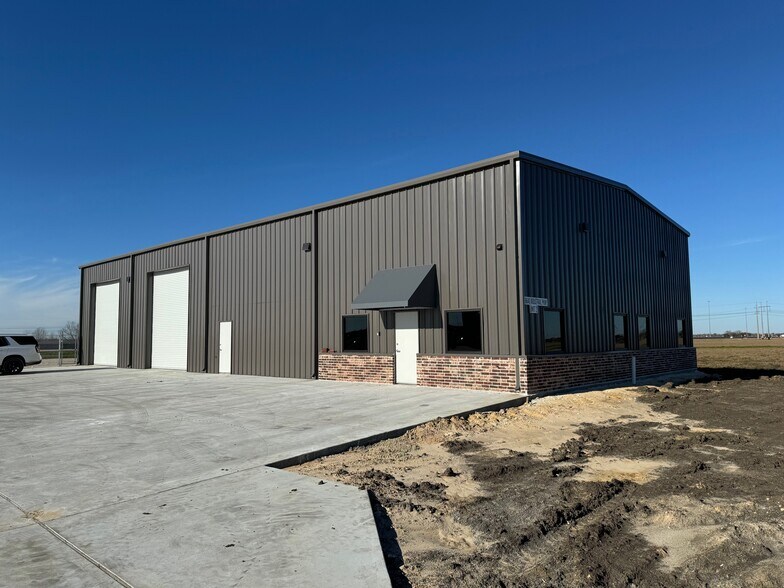 8640 Industrial Parkway, Beaumont, TX à louer - Photo principale – Image 1 sur 10