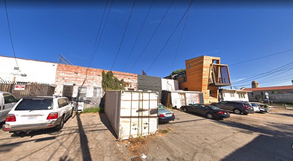 5360 W Pico Blvd, Los Angeles, CA à louer - Photo de l’immeuble – Image 3 sur 4