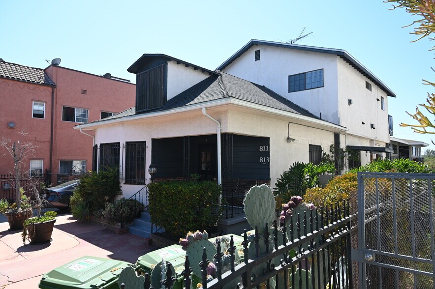 811 N Soto St, Los Angeles, CA à vendre - Photo de l’immeuble – Image 2 sur 8