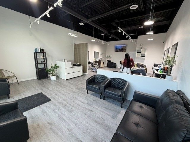 45 Carrington Blvd NW, Calgary, AB à louer - Photo intérieure – Image 3 sur 6