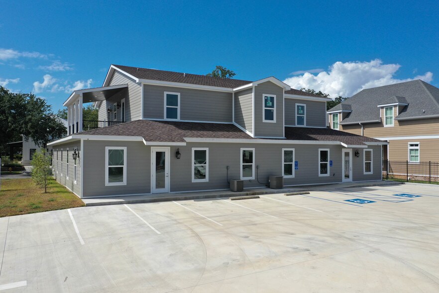 1822 15th St, Gulfport, MS à louer - Photo de l’immeuble – Image 1 sur 37