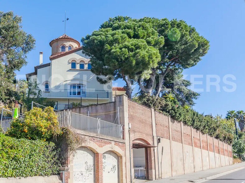 Bureau dans Barcelone, Barcelona à vendre - Photo de l’immeuble – Image 1 sur 21