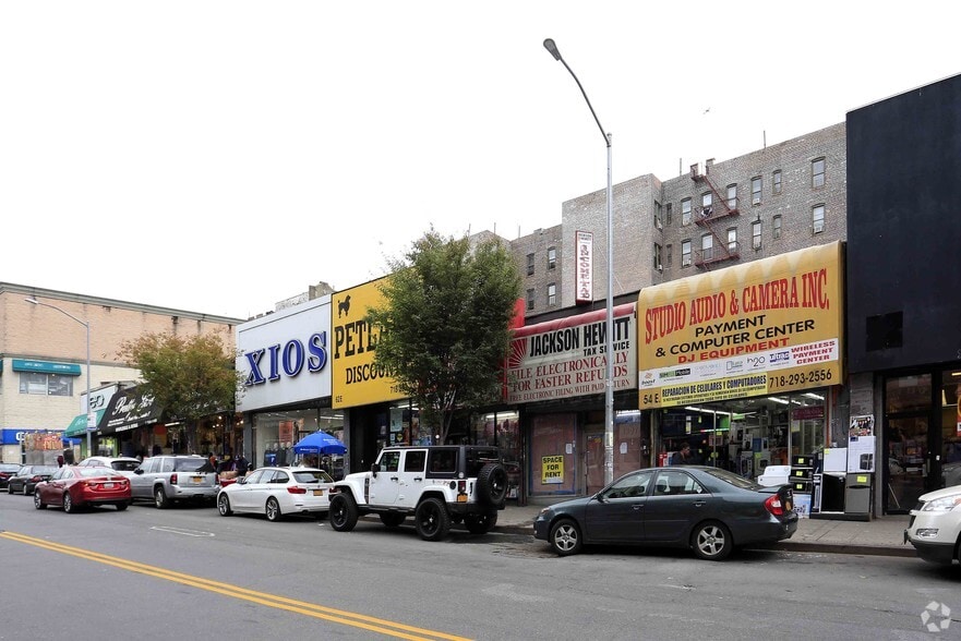 62 E 170th St, Bronx, NY à louer - Photo de l’immeuble – Image 3 sur 3