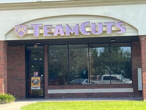 9828 Bluebonnet Blvd, Baton Rouge, LA à louer Photo de l’immeuble– Image 1 sur 1