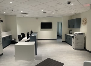 4211 Cedar Springs Rd, Dallas, TX à louer Photo intérieure– Image 1 sur 11