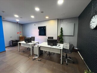 Plus de détails pour Local commercial à louer