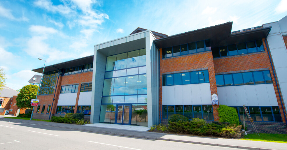 19 Threefield Ln, Southampton à louer - Photo de l’immeuble – Image 1 sur 1
