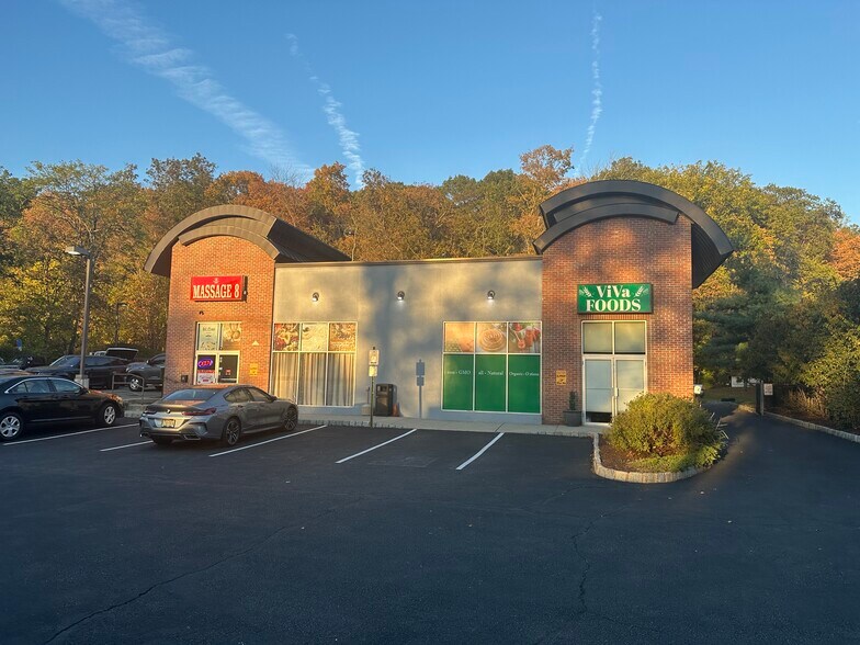 2252 Paterson-Hamburg Tpke, Wayne, NJ à louer - Photo de l’immeuble – Image 1 sur 13